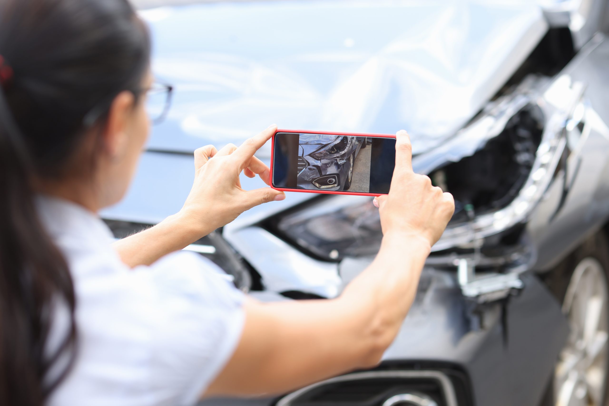 Why a Motorcycle Lawyer Can Help Injured Riders After a Crash