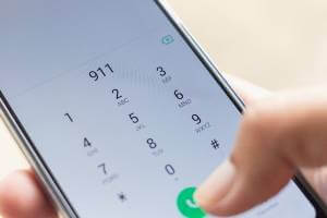 dialing numbers on a smartphone screen
